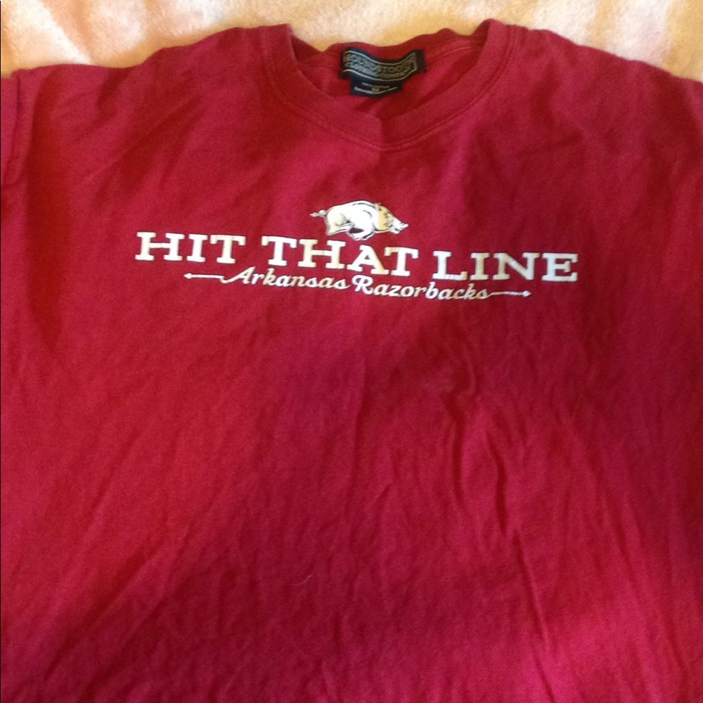Red razorback tee